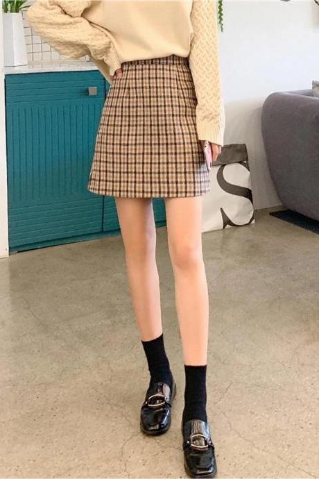 Plaid mini short skirt
